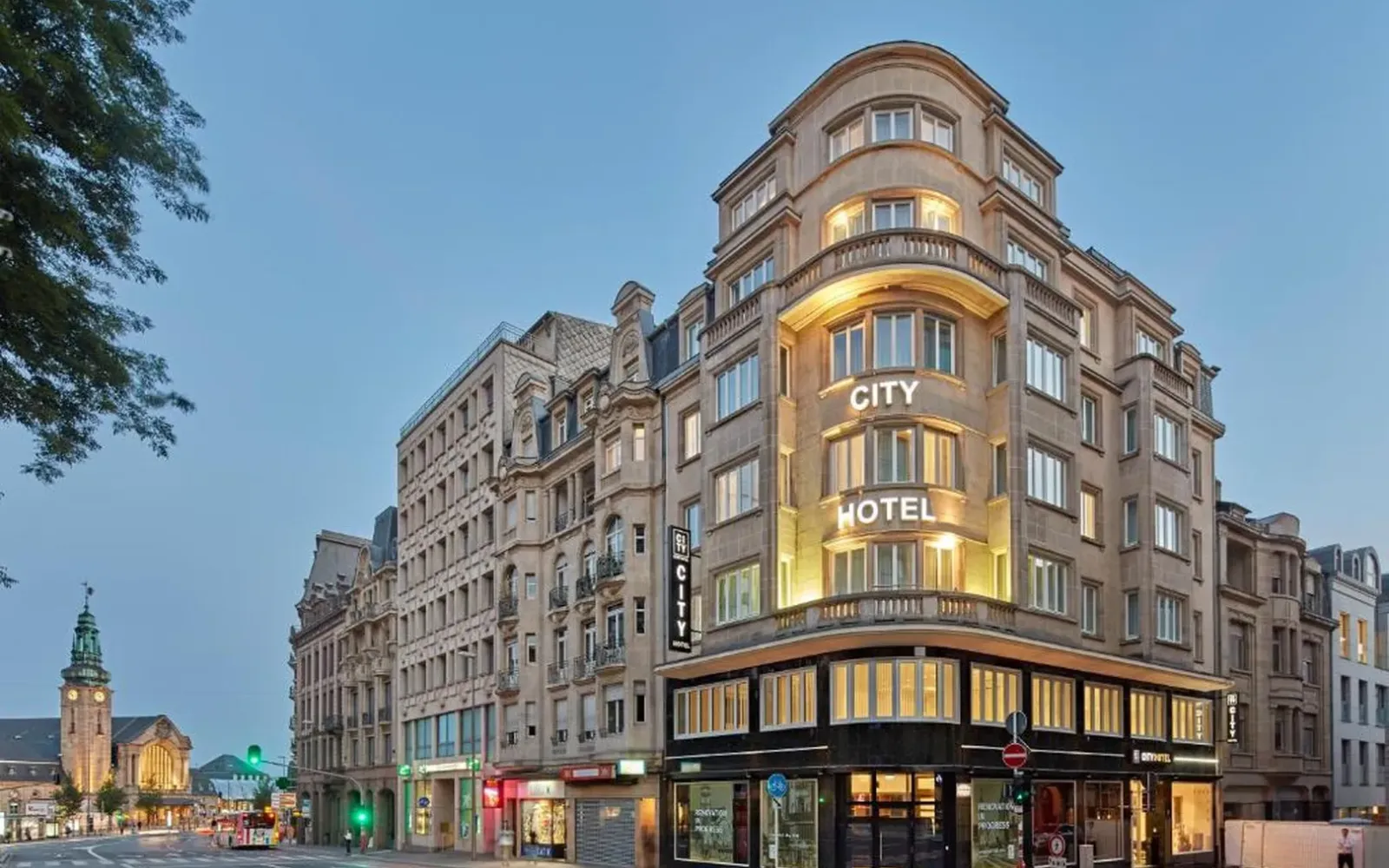 Grand City Hotel