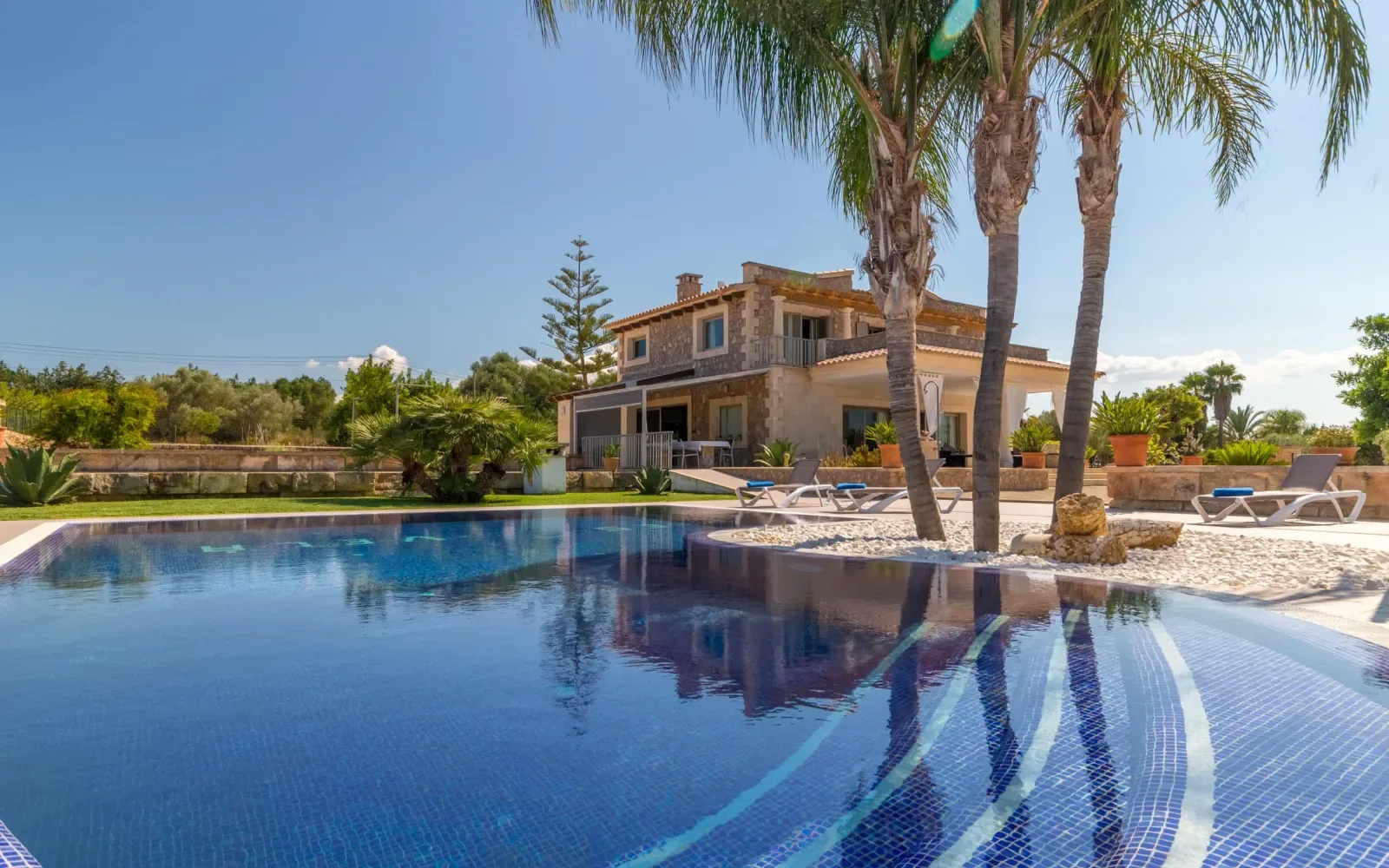 Villas for Big Families